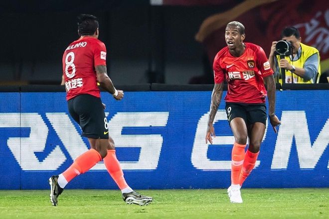 官方网站-窗口期波特兰开拓者备战亚冠，远射贴柱细节曝光，质疑声仍在，身体对抗强度拉满的简单介绍