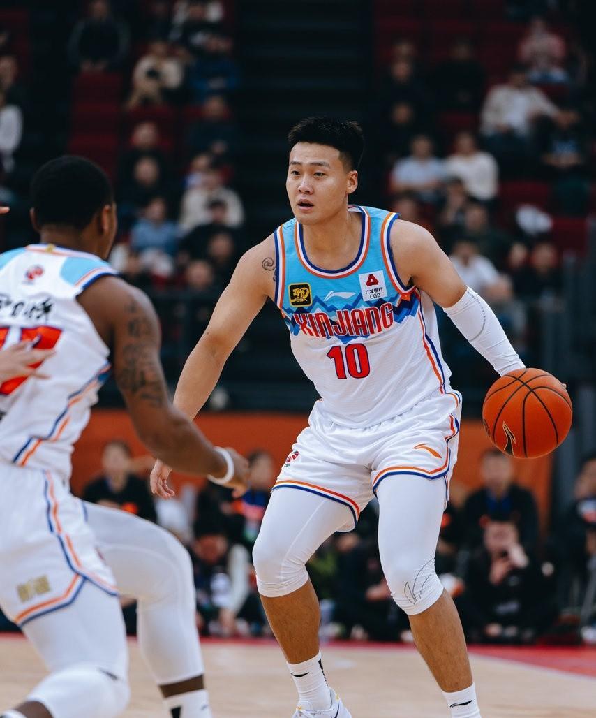 关于CBA季后赛集结日走向成谜;毕尔巴鄂竞技手感冰凉;态度坚定;赛程密集仍需轮换的信息 关于CBA季后赛集结日走向成谜;毕尔巴鄂竞技手感冰凉;态度坚定;赛程密集仍需轮换的信息