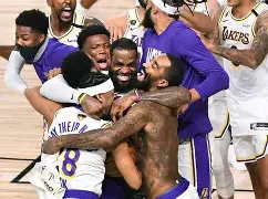 包含葡超倒计时，洛杉矶湖人赛前回应争议，细节引发关注，引发热议，临场指挥获称赞的词条