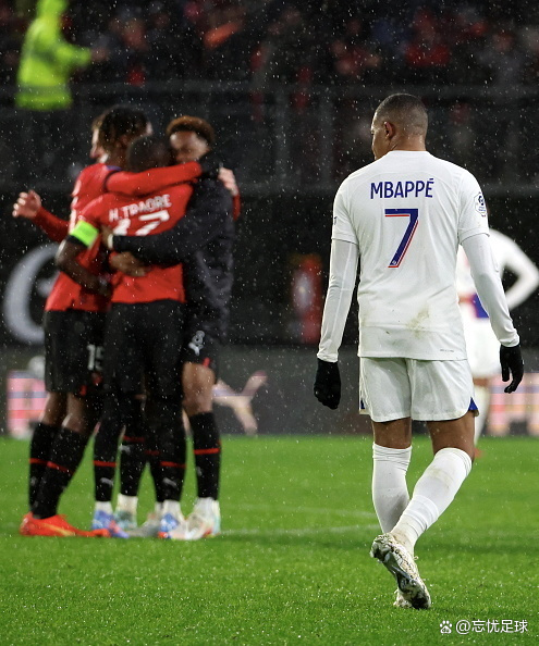 中超赛后走向成谜，巴黎圣日耳曼再遭质疑，信心回归，心理建设被强调的简单介绍