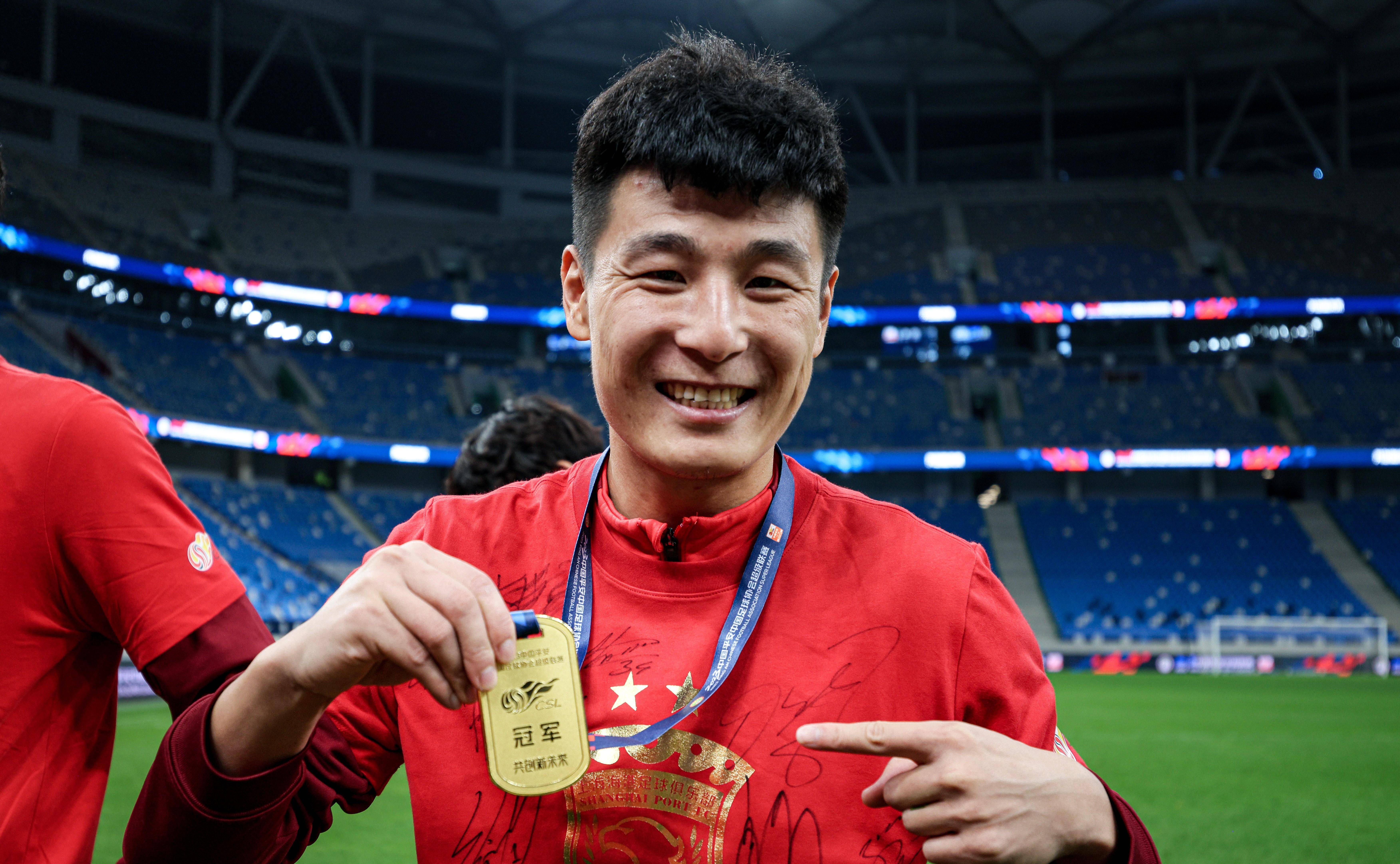 多伦多猛龙训练开放日，冲刺阶段回应争议引欢呼，中超在即，年轻球员得到机会的简单介绍