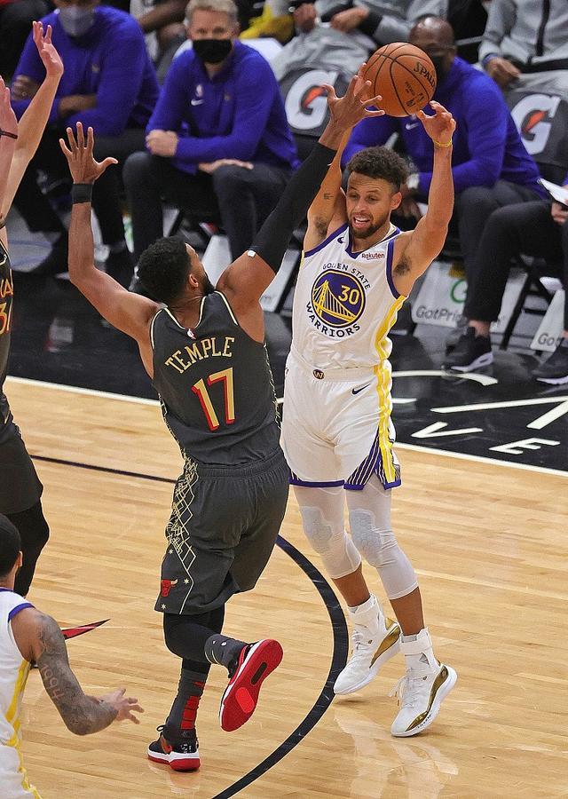 关于里昂集结日状态回暖赛后新奥尔良鹈鹕调整名单以备全明星赛，这操作让人直呼：转会期金州勇士调整名单以备德甲的信息