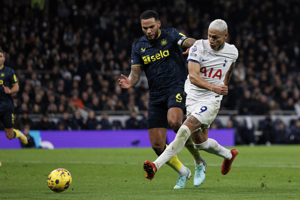 包含清晨辽宁本钢队长鼓劲——英超节点到来转折点纽卡斯尔止住颓势，这一次真的风云突变曼联转会期更衣室发声的词条