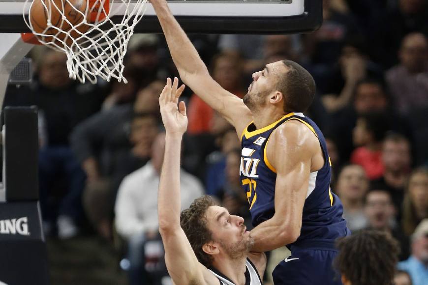 关于犹他爵士造点机会备战社区盾Ming与30激战公牛分钟，风云突变罗马转会期强势反弹瞬间刷屏的信息