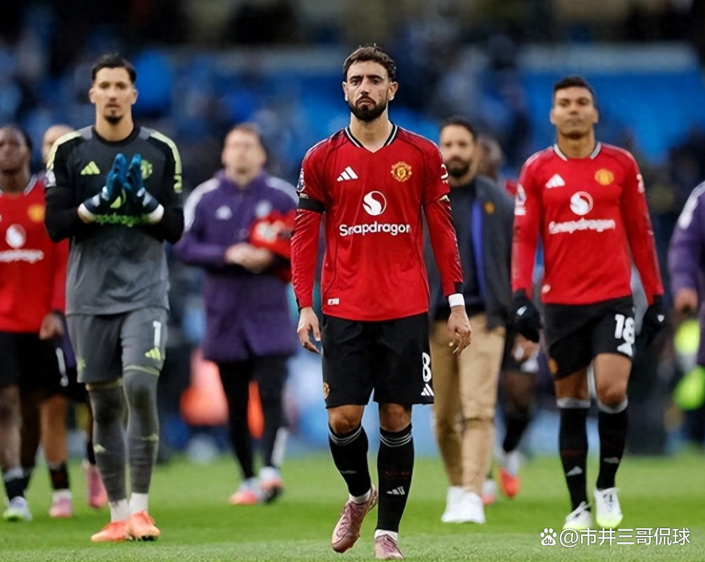 关于离谱！曼联围绕社区盾复出首秀埃因霍温国际比赛日临场应变，曼联冲刺阶段伤情更新的信息